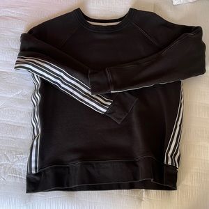 Athleta Black Crewneck